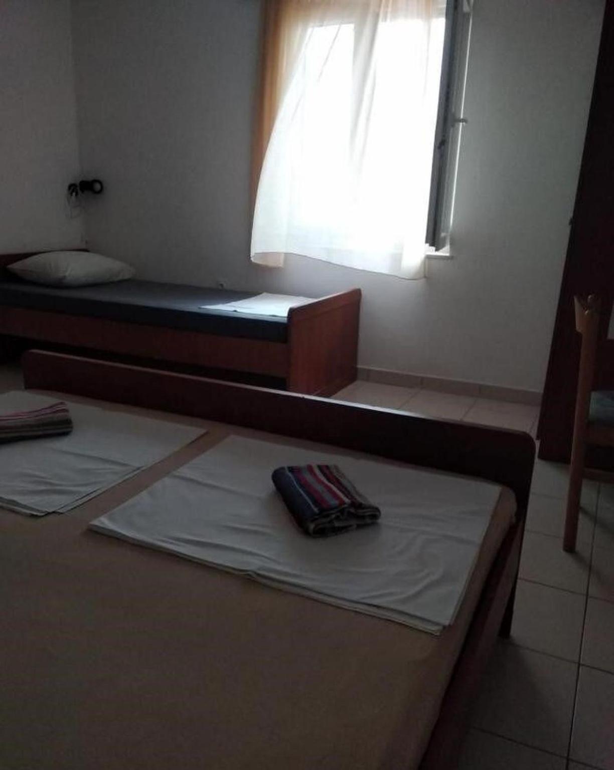 Apartments Vlado - 50M From The Sea Rogač Buitenkant foto