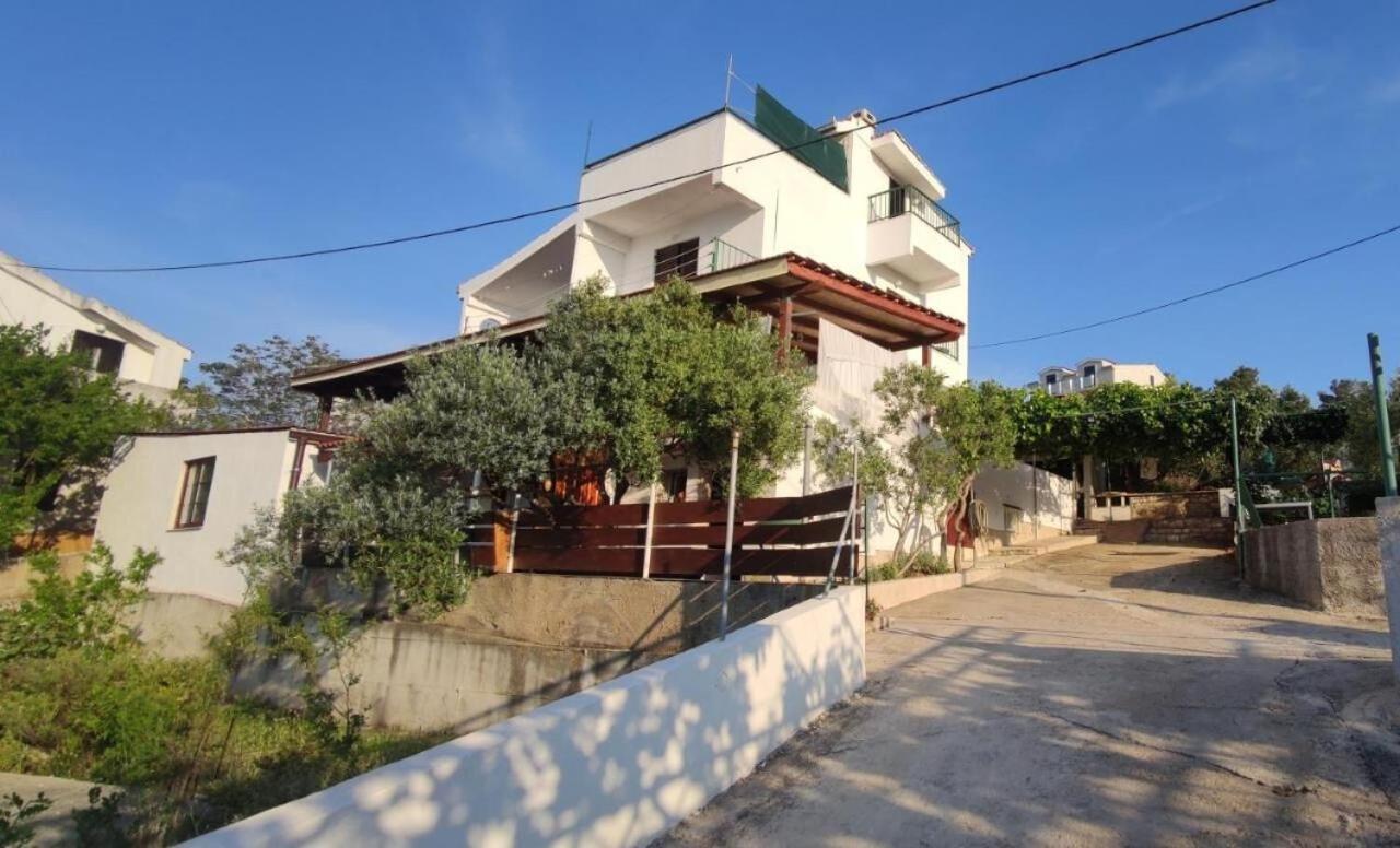 Apartments Vlado - 50M From The Sea Rogač Buitenkant foto